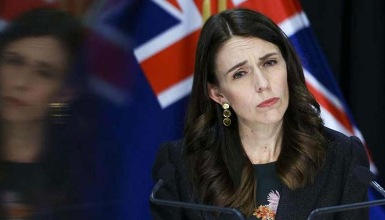 Asgari ücrete zam zenginlere yüksek vergi. Zenginden alıp fakire verecekler