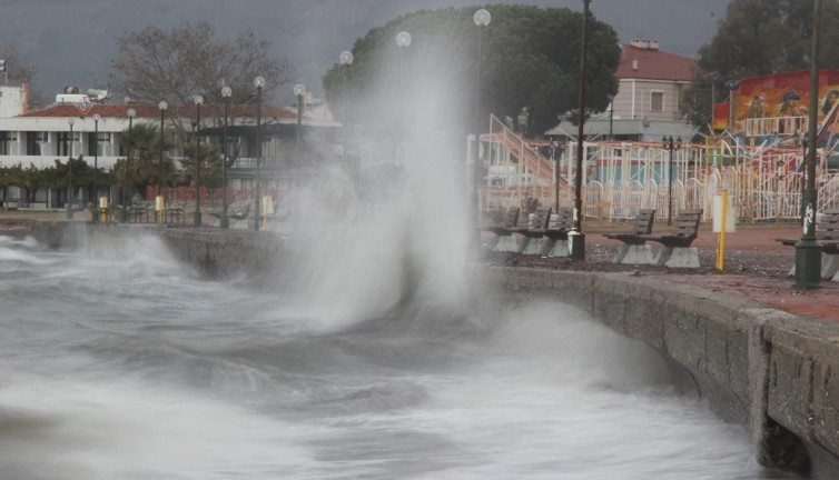 Meteoroloji 8 il için uyarı üstüne uyarı yaptı. Ne zaman gelip ne zaman gideceğini açıkladılar