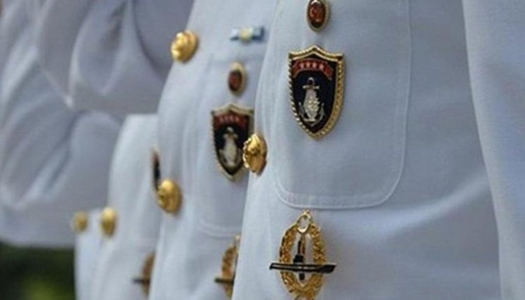 Emekli amirallere sorulacak 3 soru ortaya çıktı