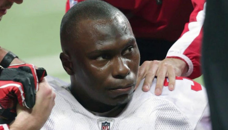 Eski NFL oyuncusu Phillip Adams 5 kişiyi öldürüp intihar etti