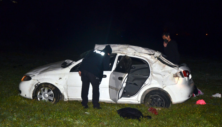 Otomobil takla attı: 1 ölü, 4 yaralı