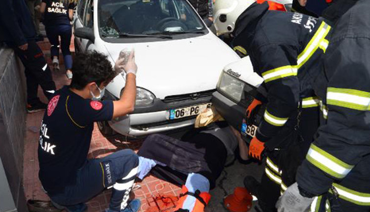 Taburcu olduğu hastaneye 25 dakika sonra geri döndü. Korona hastası ambulanstan iner inmez dehşeti yaşadı