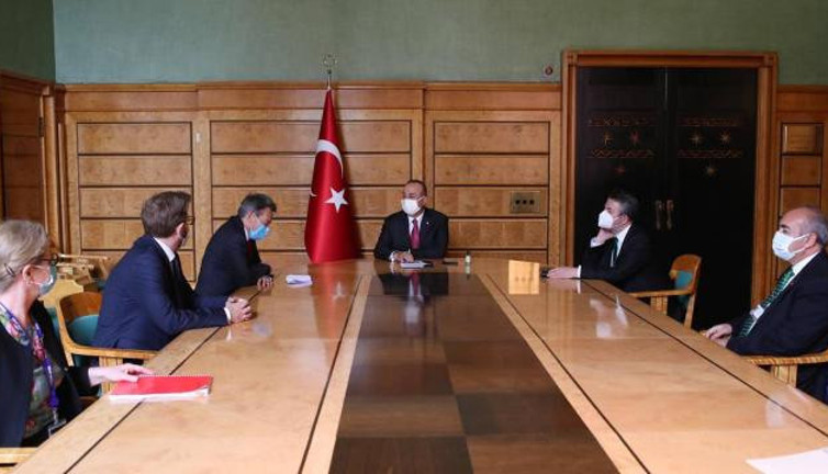 Bakan Çavuşoğlu, Uluslararası Kızılhaç Komitesi Başkanı ile görüştü