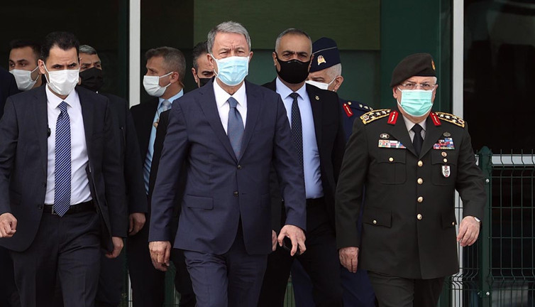 Milli Savunma Bakanı Akar'dan kritik ziyaret