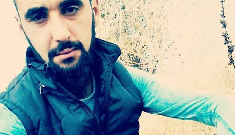 Tarlada çalışırken üzerine yıldırım düştü