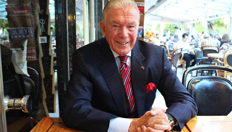 Uğur Dündar’dan Fahrettin Koca’yı dillere düşürecek açıklama. Bu sözler kavga çıkarır