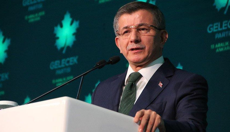 Sedat Peker Davutoğlu’nun en yakınındaki ismin davetlisi çıktı. Gazeteci Toygun Atilla bombayı patlattı