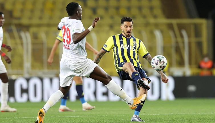 Kadıköy'de şok sonuç. Fenerbahçe tarihi fırsatı kaçırdı