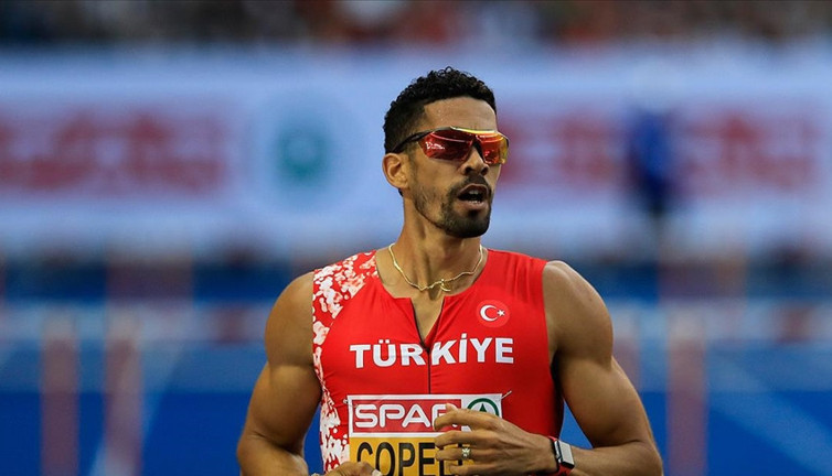 Yasmani Copello'dan Çekya'da büyük başarı