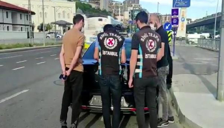 Adem Büyük’ün eşi çakarlı sirenli İstanbul turu atmıştı