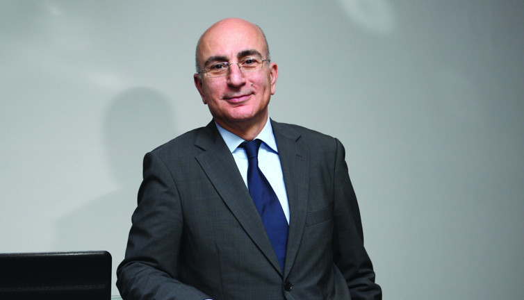 Mahfi Eğilmez dolarda yaşananları açıkladı