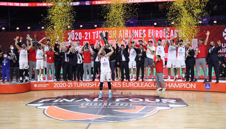 Anadolu Efes Avrupa şampiyonu