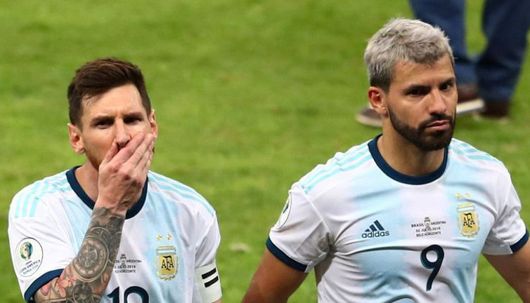 Kun Agüero resmen Barcelona'da
