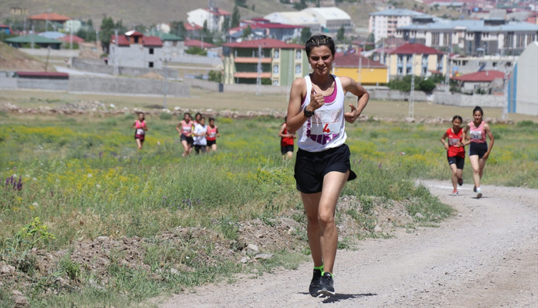Türkiye Dağ Koşusu Şampiyonası Ağrı'da yapıldı