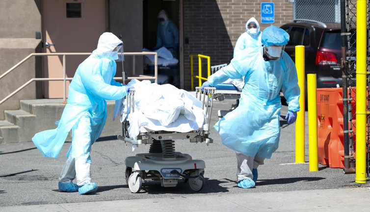 ABD'de son 24 saatte 607 kişi koronadan hayatını kaybetti