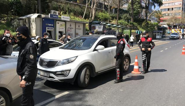 İstanbul'da aranan 378 kişi yakalandı