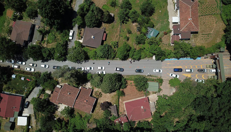 Cumartesi yasağı kalkınca mangalını kapan Belgrad Ormanı'na koştu