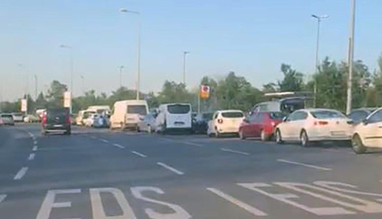 Yasaksız ilk cumartesi İstanbullular sahillere akın etti