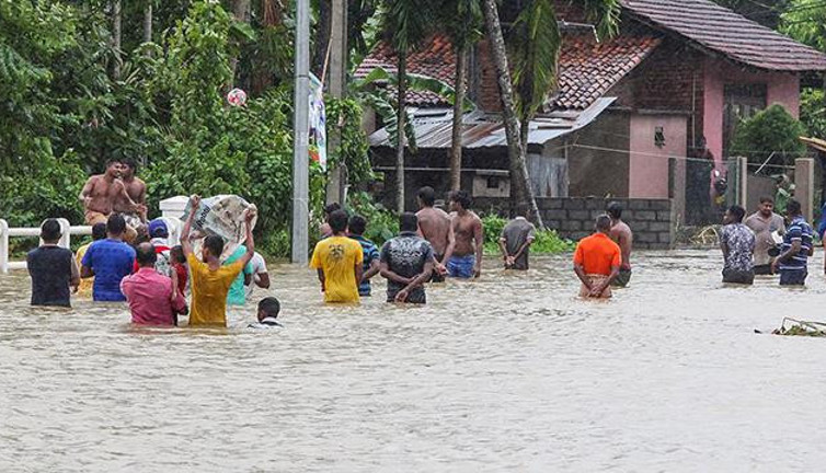 Sri Lanka’da sel 245 bin kişiyi etkiledi 14 can aldı