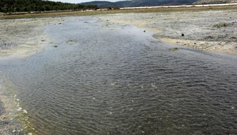 Salda Gölü’ndeki rezilliğin suçu bakın kime yıkıldı