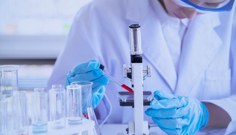 Antikor kokteyli tedavisi en ağır korona virüs hastalarında ölüm riskini beşte bir azaltıyor