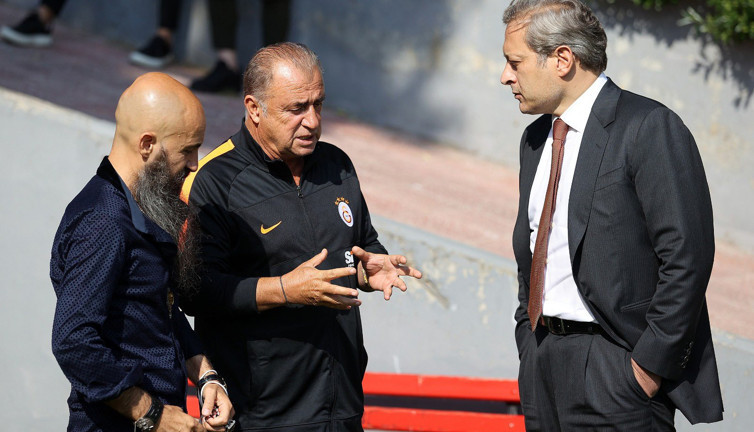 Burak Elmas ve Fatih Terim zirvesinden üç ayrılık çıktı