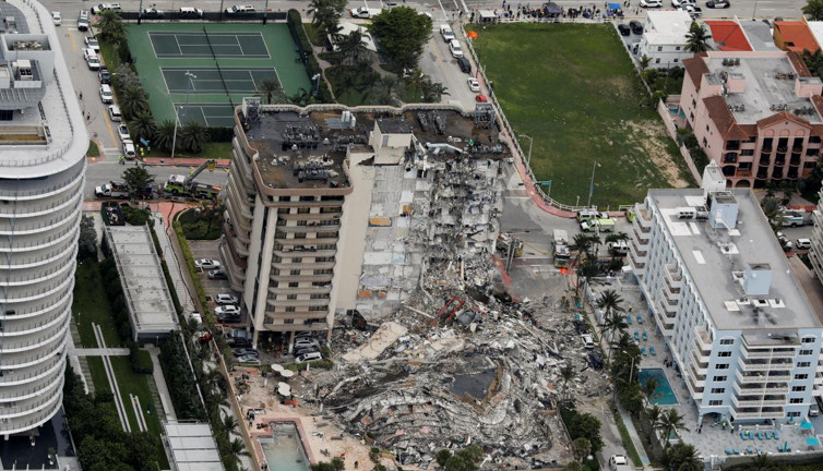 Miami'de çöken bina enkazındaki çalışmalara ara verildi