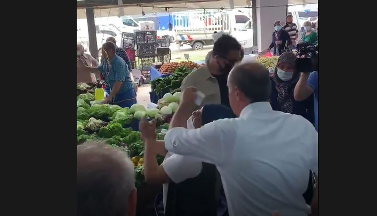 Muharrem İnce’den roman havası oynadığı kadına bayram harçlığı