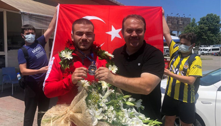 Şampiyon Ordu’ya döndü