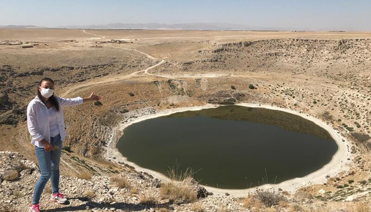 Bermuda şeytan üçgeni gibi her şeyi yutuyor