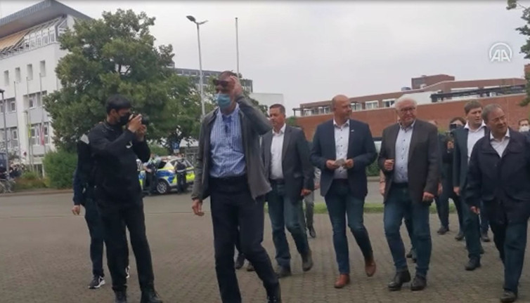 Almanya Cumhurbaşkanı sel bölgesini ziyaret etti