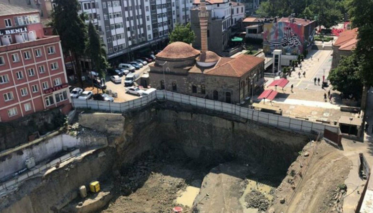 AKP'li belediye hakkında skandal iddia. Tarihi binaların olduğu yerde patlayıcı kullandılar