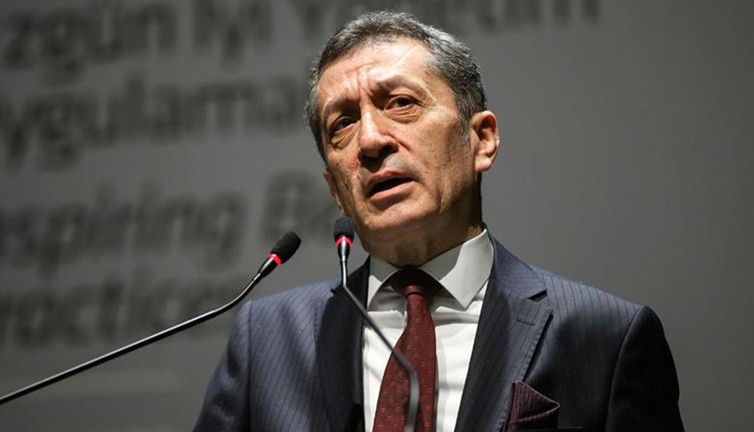Vaka sayısındaki artışın ardından Milli Eğitim Bakanı Selçuk’tan yüz yüze eğitim açıklaması