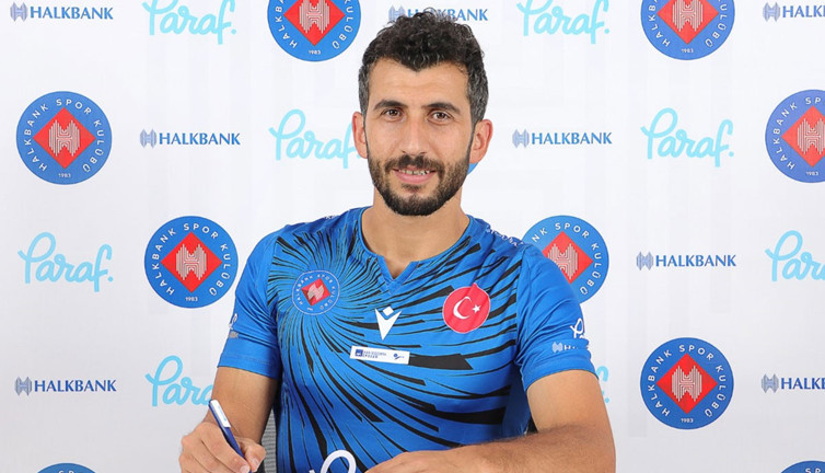 Voleybolcu Volkan Döne ile sözleşme yeniledi