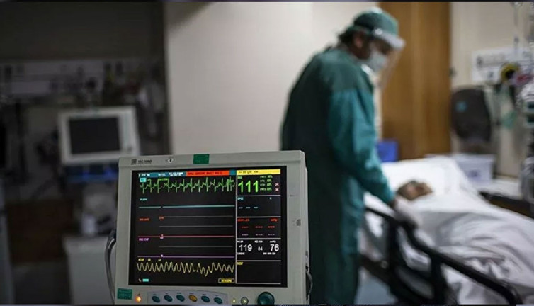 Bilim Kurulu üyesi yoğun bakımdaki korona hastalarıyla ilgili acı gerçeği açıkladı