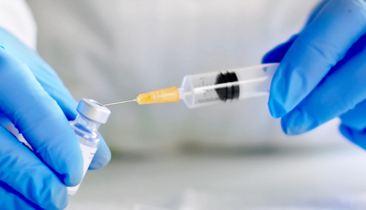 İsrail korona aşılarını imha ediyor