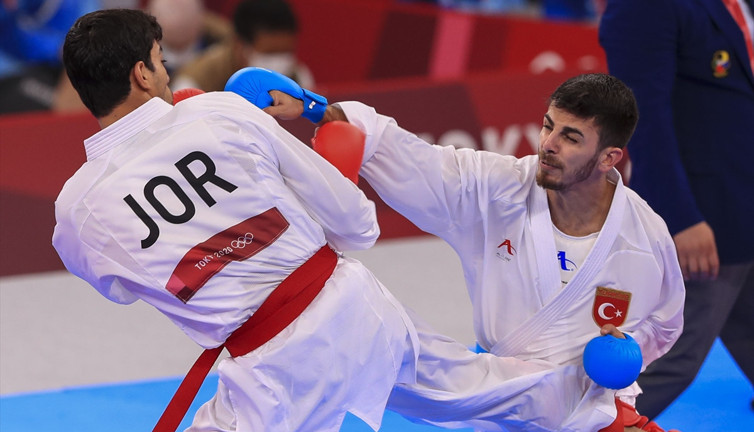 Tokyo'dan ilk gümüş madalya geldi!