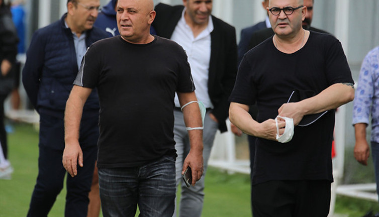 Şafak Sezer’den Sivasspor'a ziyaret