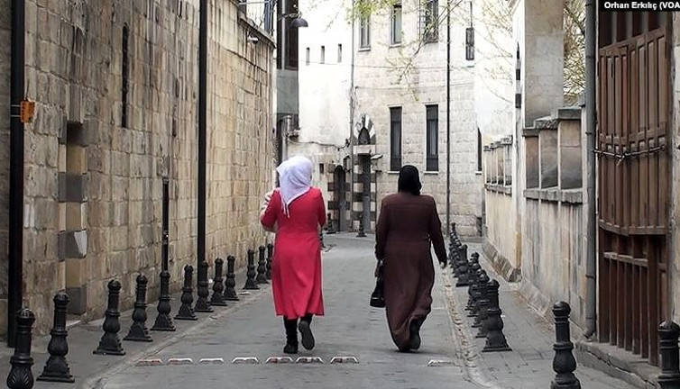 Halk, Suriyeli göçmenler hakkında neler düşünüyor?