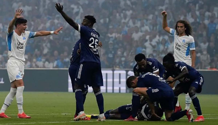 Fransa ligi maçında korkutan anlar