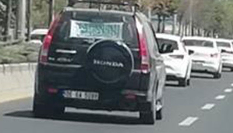 İstanbul'da “Hudut namustur” pankartına gözaltı! Ankara'da Taliban bayrağıyla rahatça gezdi