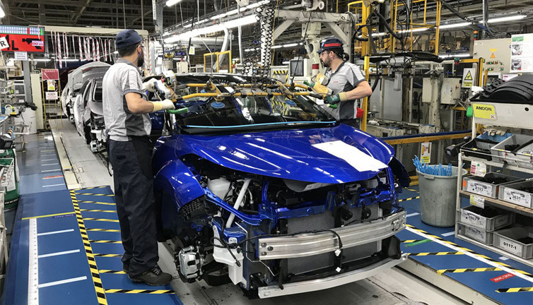 Otomotiv devi Türkiye’de üretimi durduruyor. Çip krizi bir şirkete daha sıçradı