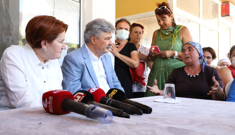 Yörükler Akşener'e dert yandı: Tütünümüz bitti, balımız bitti, zeytinciliğimizi de bitirdiler hırsızlık mı yapacağız?