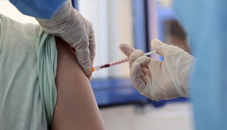 İstanbul'da 15 milyon 744 bin 133 doz aşı yapıldı