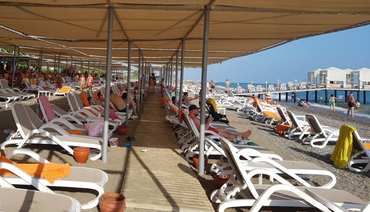 5 yıldızlı otel carettaları öldüren tuzaklarından vazgeçmiyor