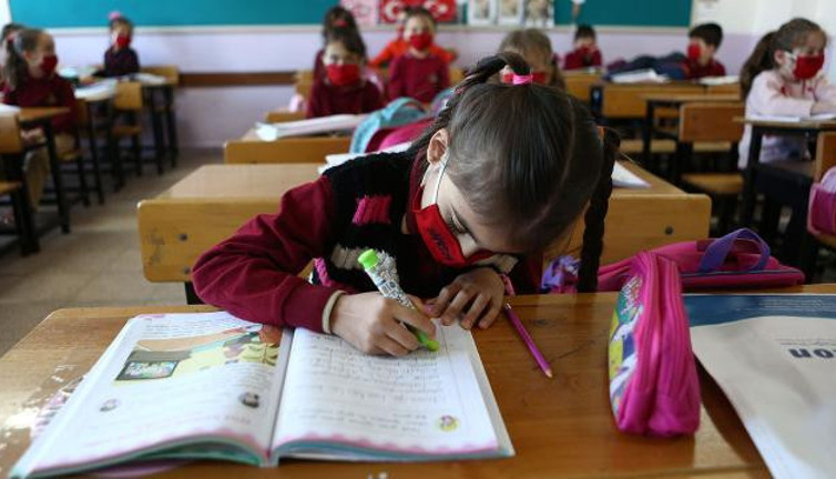 Okullarda uyum eğitimi bugün başlıyor