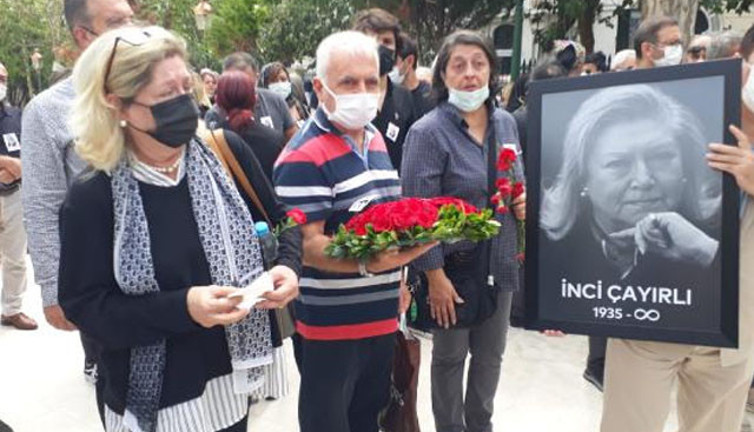 Türk Sanat Müziği Sanatçısı İnci Çayırlı son yolculuğuna uğurlandı