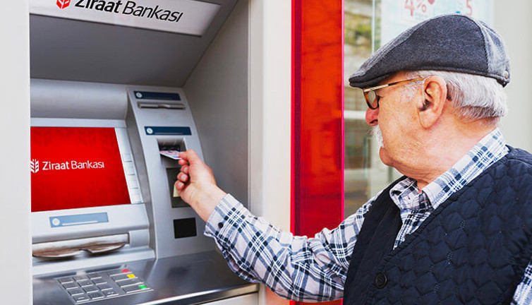 Maaşını Ziraat Bankası’ndan alan emekliler dikkat