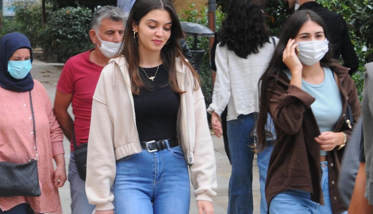 Hafta içi hafta sonu yasaklarıyla ilgili flaş gelişme