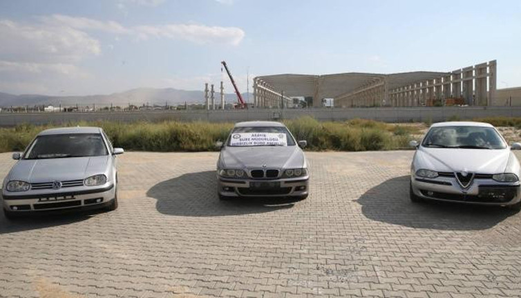 17 ilde oto dolandırıcılığı operasyonu. 7 gözaltı